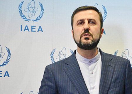 همه ایرانیان مقیم خارج می‌توانند به کشور بیایند