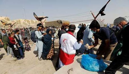 توزیع بیش از ۵ هزار بسته غذایی ویژه اتباع افغانستانی