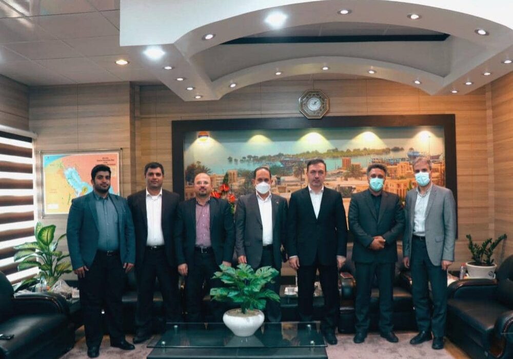 دیدار سرپرست سازمان منطقه آزاد قشم با معاون سازمان زمین شناسی و اکتشافات معدنی کشور