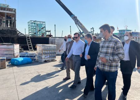 استفاده از تمام ظرفیت های بنادر قشم جهت ارائه خدمات مناسب تجاری و مسافری / رونق فعالیت اسکله های تجاری با رویکرد توسعه صادرات ضروری است