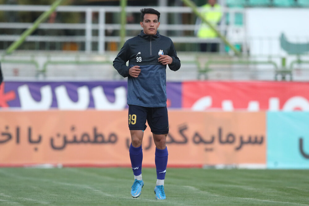 حسینزاده: میتوانستیم صدرنشین لیگ شویم/ کاش داوران دقت بیشتری داشتند