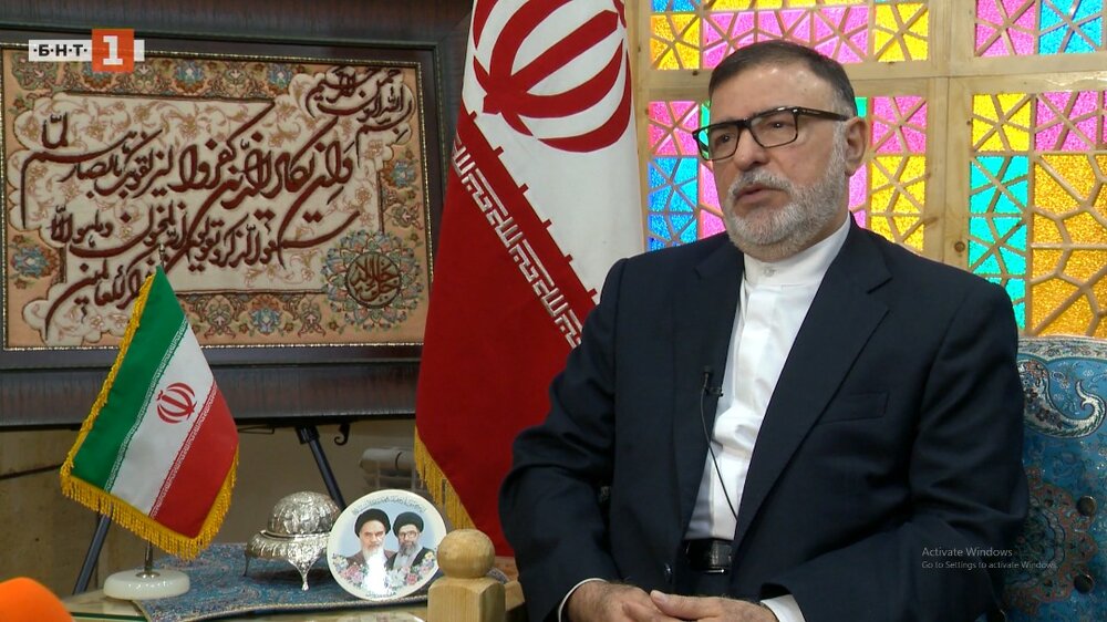 اگر سیاست آمریکا احیای برجام است، باید تحریم‌ها را لغو کند