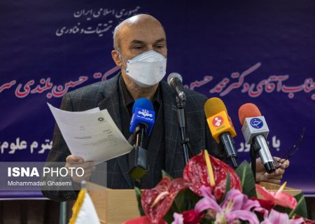 انتقاد از بودجه ناچیز دانشگاه علمی کاربردی/دولت ۳۰ درصد شهریه دانشجویان را پرداخت کند