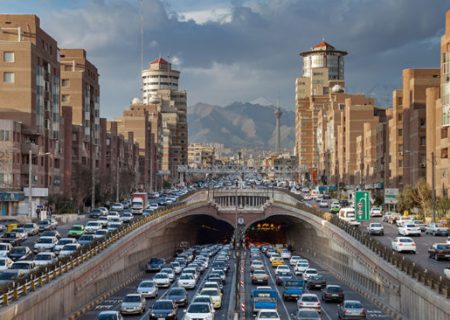 رکورد ترافیک تهران در سال ۱۴۰۰ شکسته شد/ ۱۷۰۰ کیلومتر مربع ترافیک در پایتخت