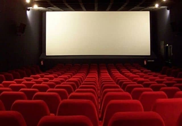 *اکران فیلم های چهلمین جشنواره فیلم فجر در قشم