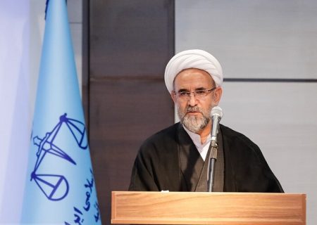 شهید سلیمانی مطیع ولایت فقیه بود