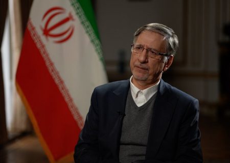 بهاروند: در برابر سلطه دلار، راهی جز ایجاد کانال‌های جدید تبادلات بانکی و ارز جدید نداریم