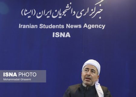 ماموستا کریمی: همه اقوام و مذاهب باید در مدیریت کشور سهیم باشند