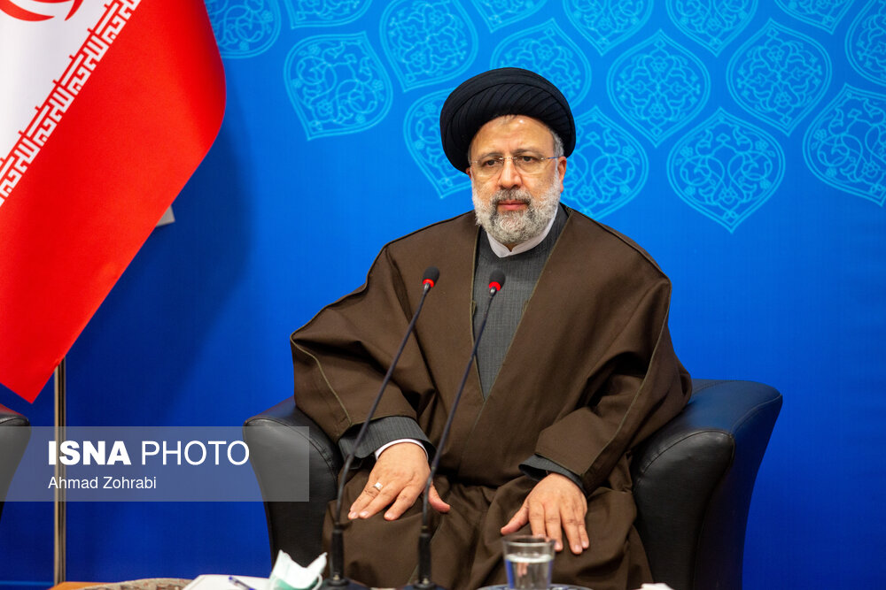 امیدوارم با تمسک به فضائل اخلاقی ادیان ابراهیمی سختی‌ها از جهان رخت بربندد