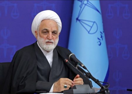 تلاش‌ها برای بهبود وضعیت معیشتی موجب سوءاستفاده دشمنان نشود