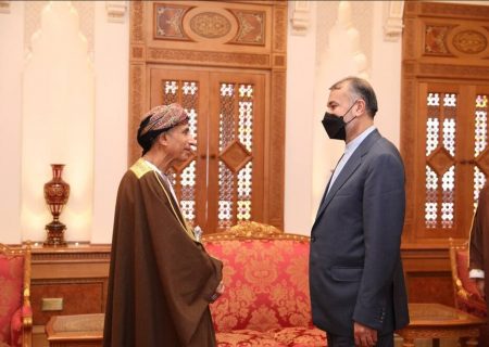 دیدار امیر عبداللهیان با معاون سلطان عمان