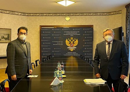 رایزنی اولیانوف و همتای کویتی‌اش درباره مذاکرات وین