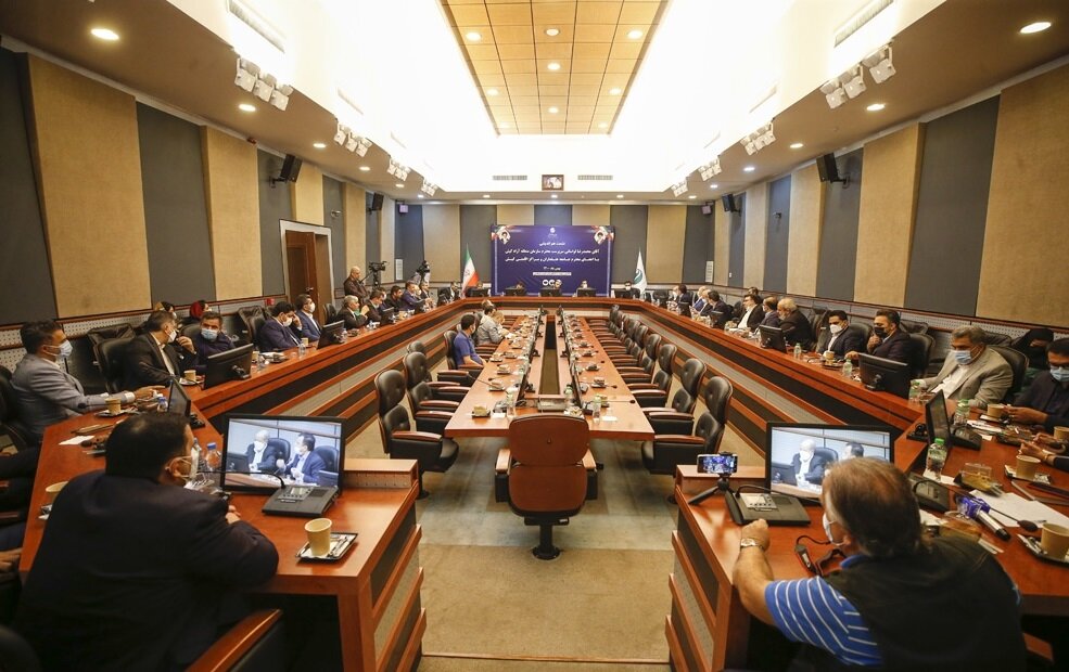 رفع بروکراسی اداری در دستور کار منطقه آزاد کیش