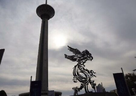 برگزاری جشن ۲۲ بهمن در برج میلاد