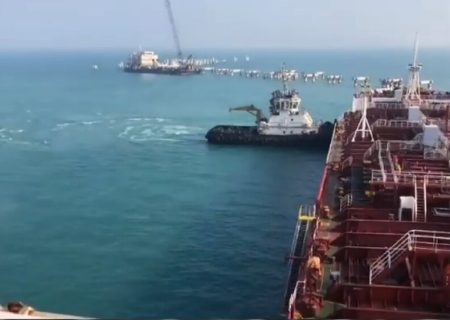 بارگیری نخستین محموله صادراتی پالایشگاه نفت فوق سنگین بهین پالایش / ۳۵ هزار تن هیدروکربن های سبک از قشم صادر می شود