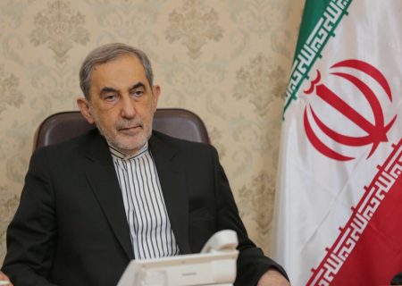 روز جمهوری اسلامی، نماد مردم سالاری دینی و نقطه عطف استقلال، اقتدار و توسعه ایران اسلامی است