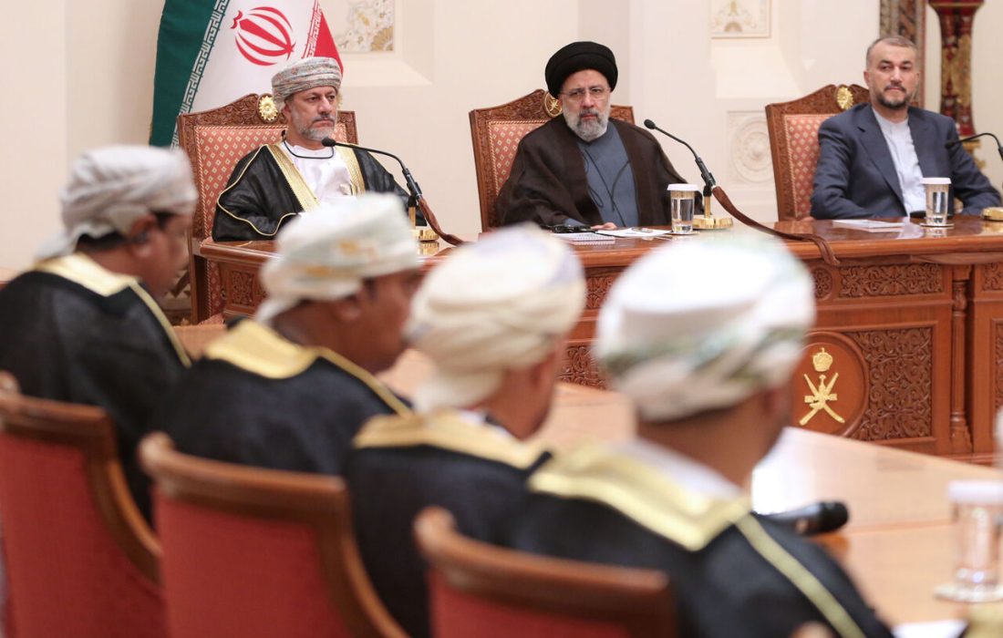 رئیس‌جمهور: هر چه سریعتر مشکلات گمرکی برای تبادلات تجاری ایران و عمان رفع شود