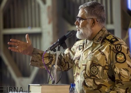 یکی از جلوه‌های اثرگذاری روحانیت حادثه عظیم دفاع مقدس است