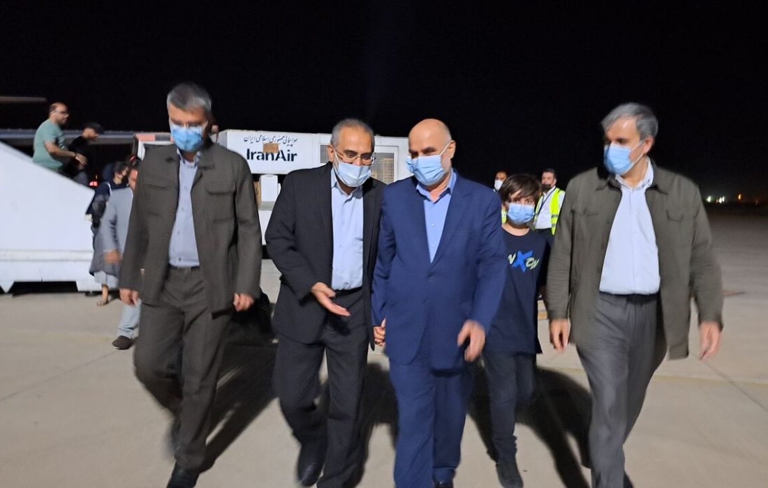 معاون پارلمانی رئیس جمهور وارد بوشهر شد