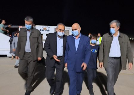 معاون پارلمانی رئیس جمهور وارد بوشهر شد