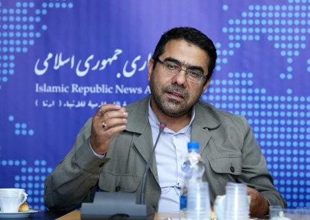 برای توسعه استان‌ها باید از نخبگان سیاسی احزاب استفاده شود