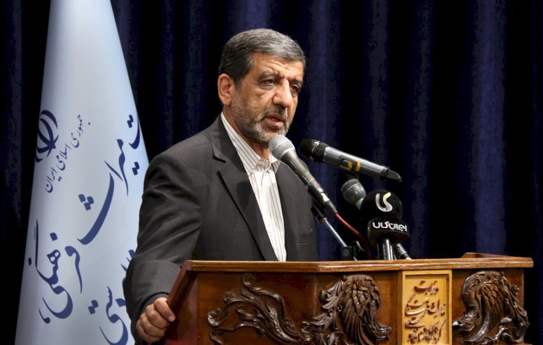 وزیر میراث فرهنگی خواستار تقویت زیرساختهای گردشگری تویسرکان شد