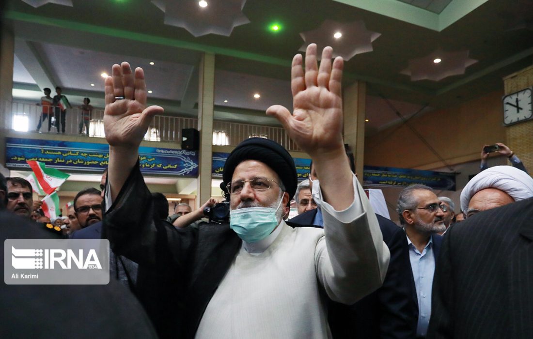 انضباط مالی و عدم استقراض از بانک مرکزی از دستاوردهای مهم دولت سیزدهم است