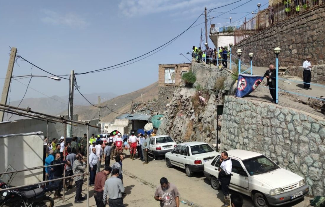 آمادگی شهرداری منطقه ۵ برای اسکان سیل زدگان/ توزیع اقلام از سوی میادین میوه و تره‌بار