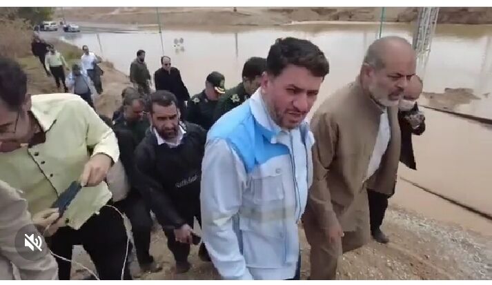 بازدید وزیر کشور از سیل‌بند قطعه چهار یزد