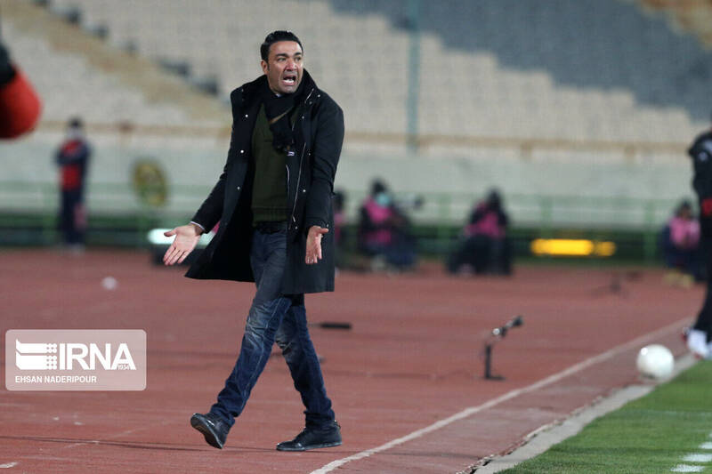 نکونام: ما چه گناهی داریم که باید فحش بخوریم