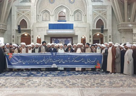 مراسم تجدید بیعت ائمه جمعه سراسر کشور با آرمان‌های امام خمینی(ره)