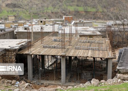 نیکزاد: ۲۰ هزار واحد مسکونی آسیب‌دیده در کشور در حال بازسازی است