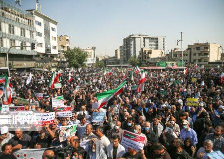 حاشیه‌های راهپیمایی مردم تهران در محکومیت اغتشاشات اخیر