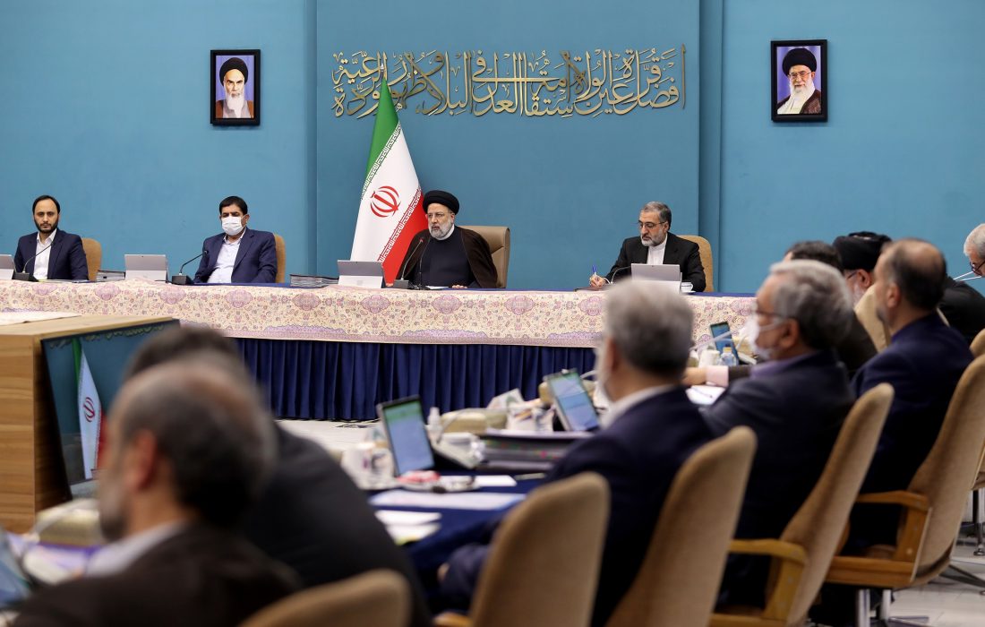 دشمن در حوادث اخیر به دنبال القای یأس و ناامیدی است