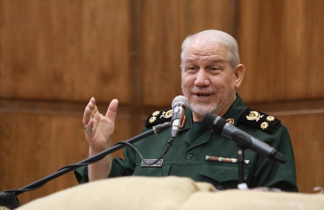 روش حکمرانی نظام سلطه تسلط بر فضای مجازی و افکار عمومی است