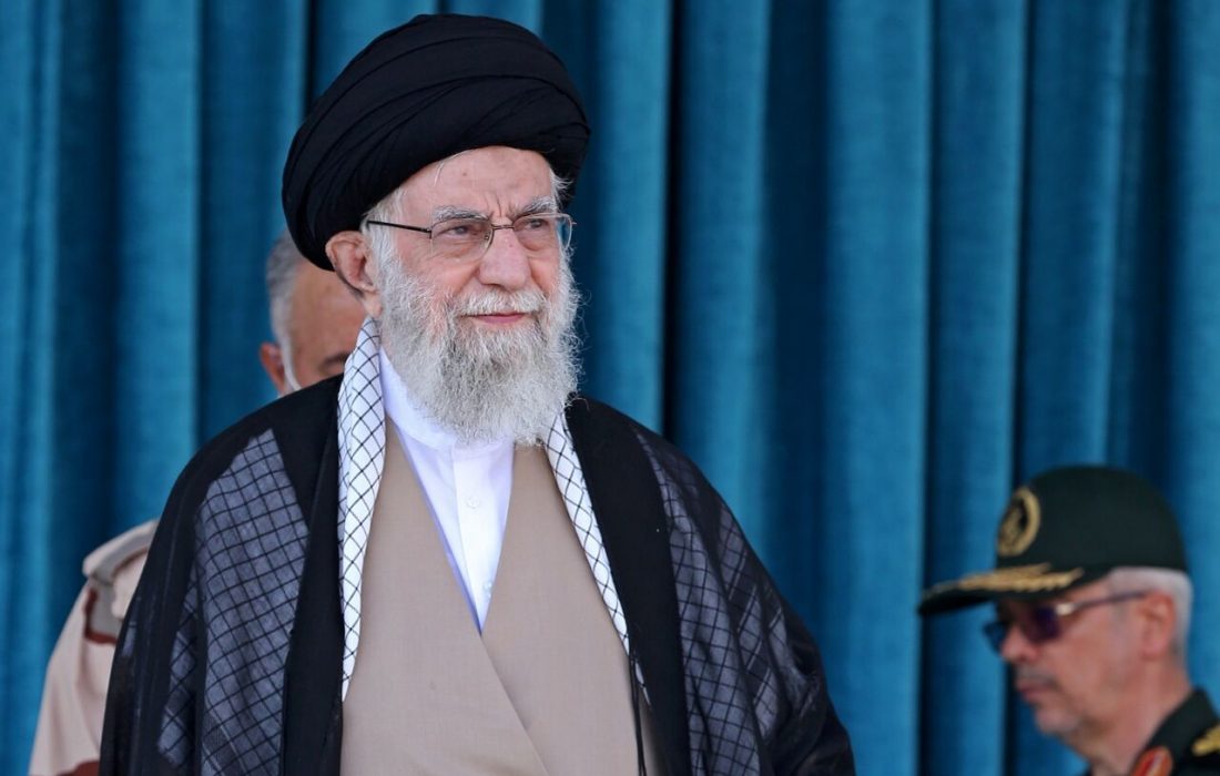 رهبر انقلاب: اغتشاش‌ها محصول طراحی آمریکا و صهیونیستها و کمک ایرانیان خائن خارج‌نشین بود