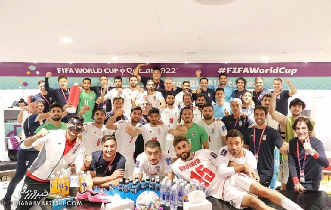 عکس| پیراهن تاریخساز روزبه چشمی به کدام بازیکن رسید؟/ یک تصویر استثنایی با دو سوژه ناب!