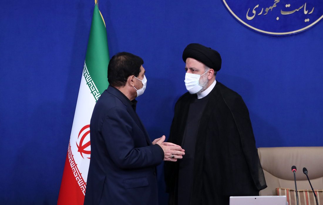 دستور آیتالله رئیسی به معاون اول برای حل اشکالات در پرداخت حقوق معلمان