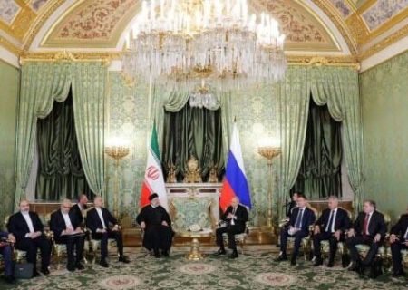 ببینید | پوتین برای بدرقه رئیسی زیر برف ماند | بدرقه ویژه رئیس جمهور ایران