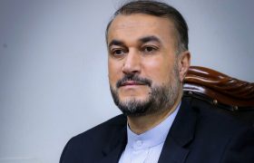 شهادت وزیر خارجه در حادثه سقوط بالگرد حامل رئیس‌جمهور