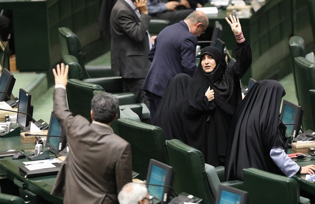 پنج وزیری که برای اخذ اعتماد مجلس با چالش مواجه خواهند شد