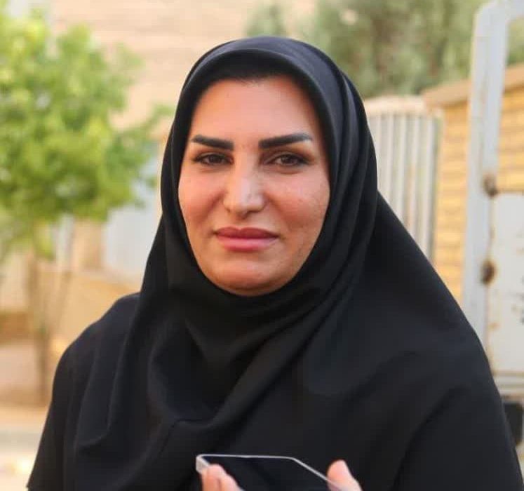 شهر داریون بخش می‌شود