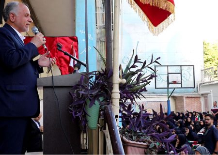 وزیر دادگستری زنگ آغاز سال تحصیلی جدید را به صدا در آورد