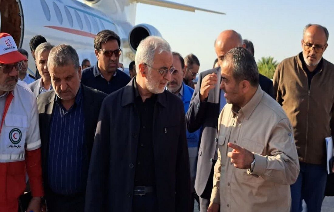 وزیر کشور در محل حادثه معدن طبس حضور یافت