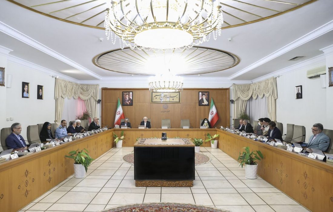 عارف: امدادرسانی و درمان مجروحان حادثه معدن طبس و حوادث تروریستی لبنان با جدیت دنبال شود