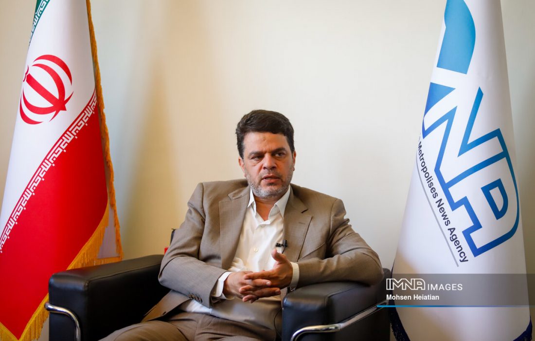 نگران فشارهای بیرون دولت در انتخاب استانداران هستیم/ طرح‌های انتقال آب خط قرمز نمایندگان