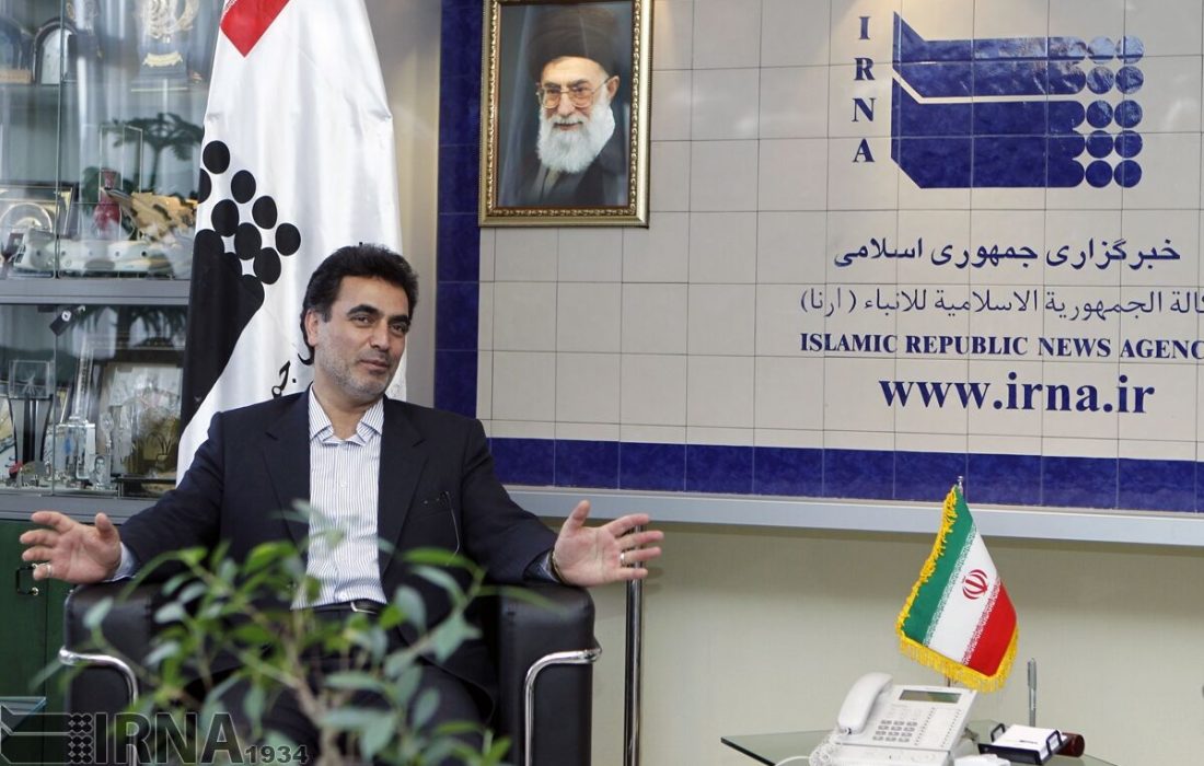 فعال سیاسی: وفاق در داخل کشور راهکار اساسی برون رفت از مشکلات است