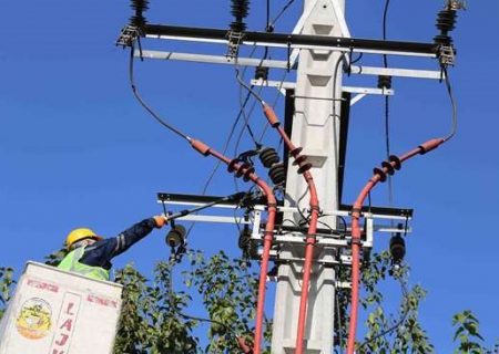 براساس آمار تفصیلی صنعت برق کشور در سال ۱۴۰۲ تلفات شبکه توزیع برق کشور سیر نزولی گرفت