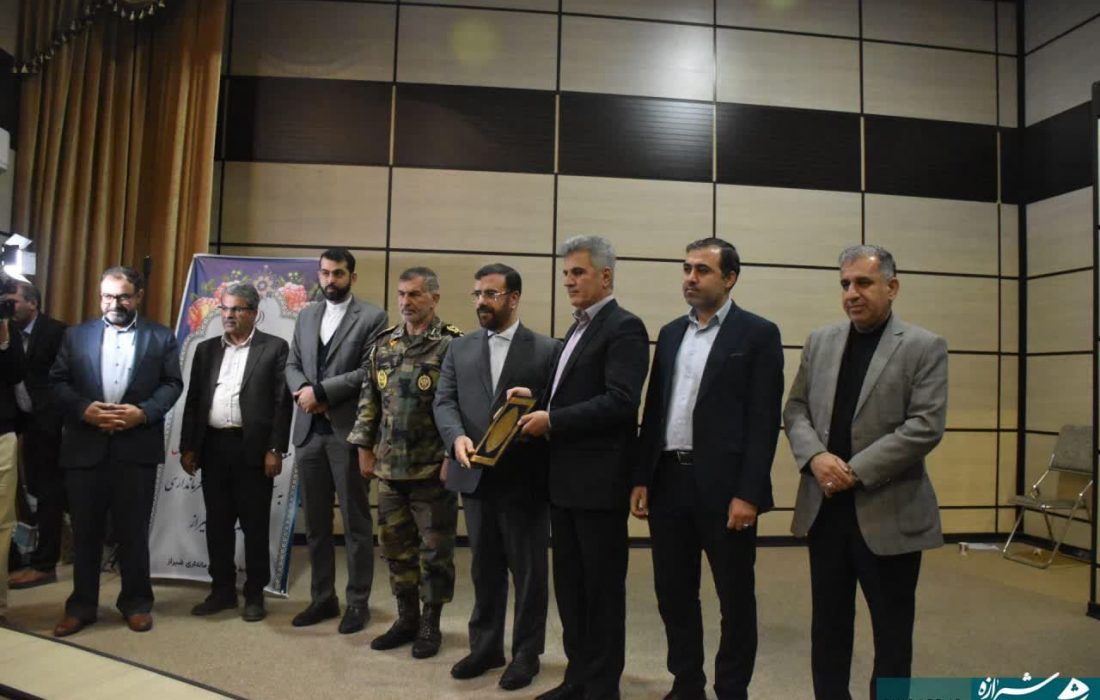 وفاق ملی رمز موفقیت در مقابل دشمنان است