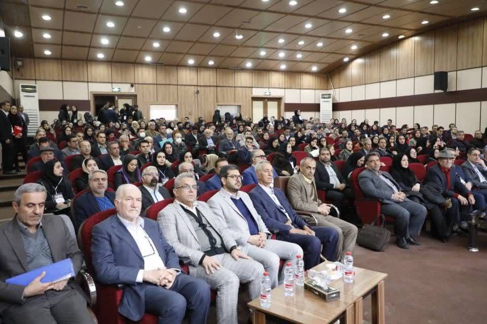 کنگره ملی نان کامل و فرآورده های غلات به میزبانی دانشگاه علوم پزشکی شیراز برگزار شد